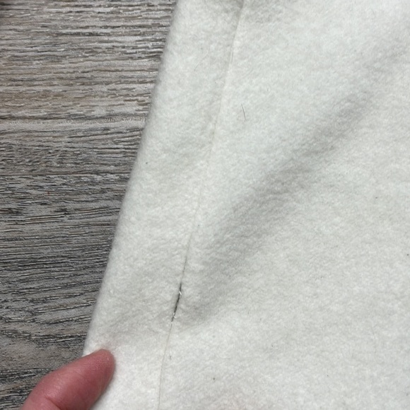 Steve Madden Women’s Cream Wool Blend Pear Coat, size large - Picture 12 of 14